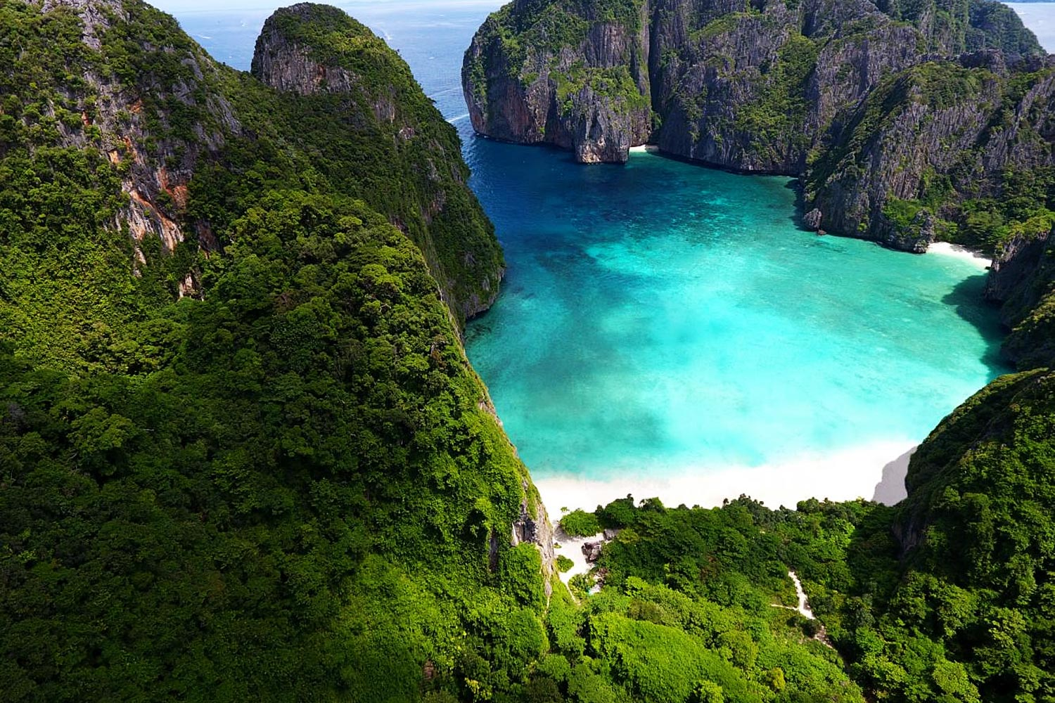 Echoes of the Sea: A Journey to Maya Beach